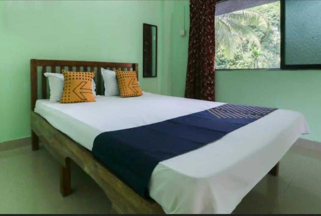 Dlite Beach Grove Cottages Alibag Bagian luar foto