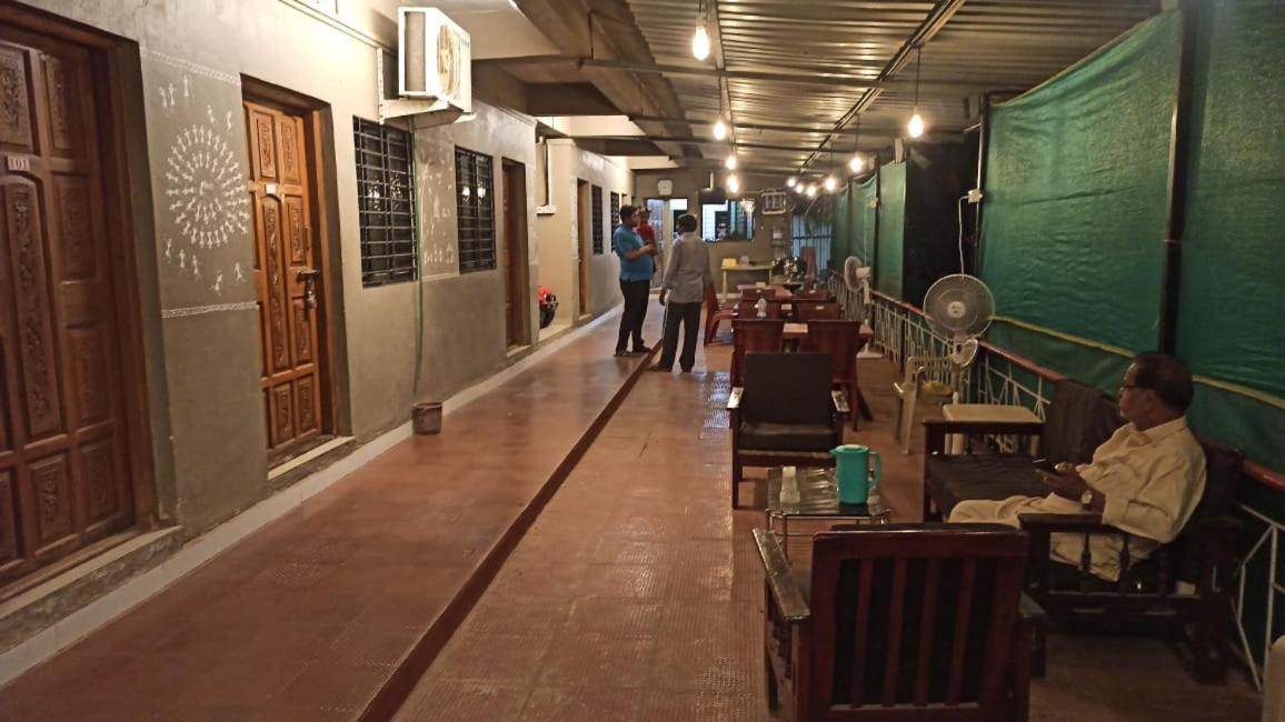 Dlite Beach Grove Cottages Alibag Bagian luar foto