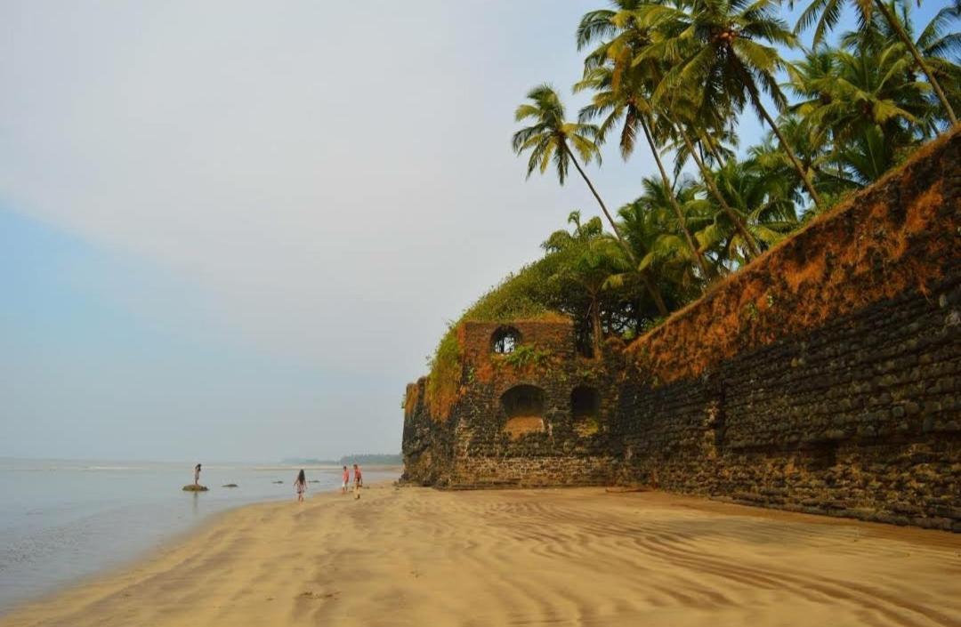 Dlite Beach Grove Cottages Alibag Bagian luar foto
