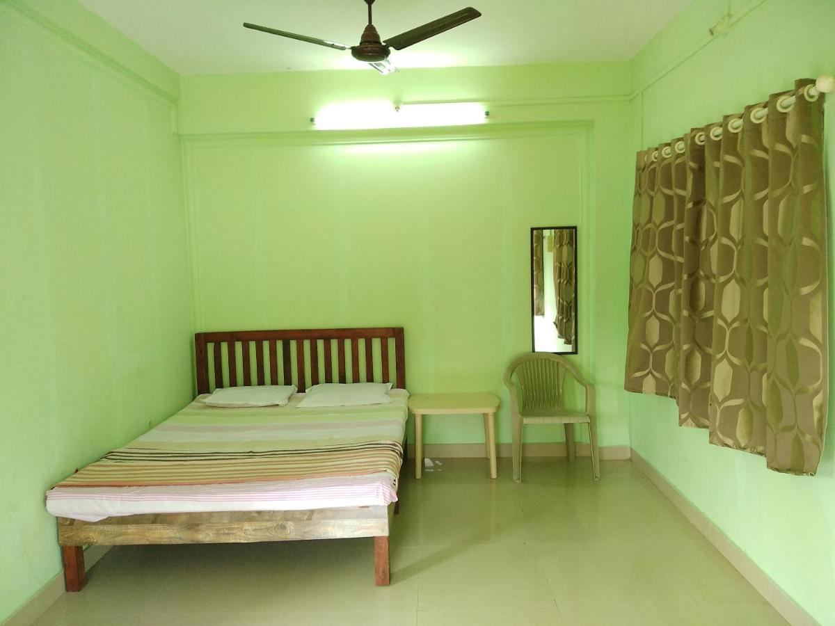 Dlite Beach Grove Cottages Alibag Ruang foto
